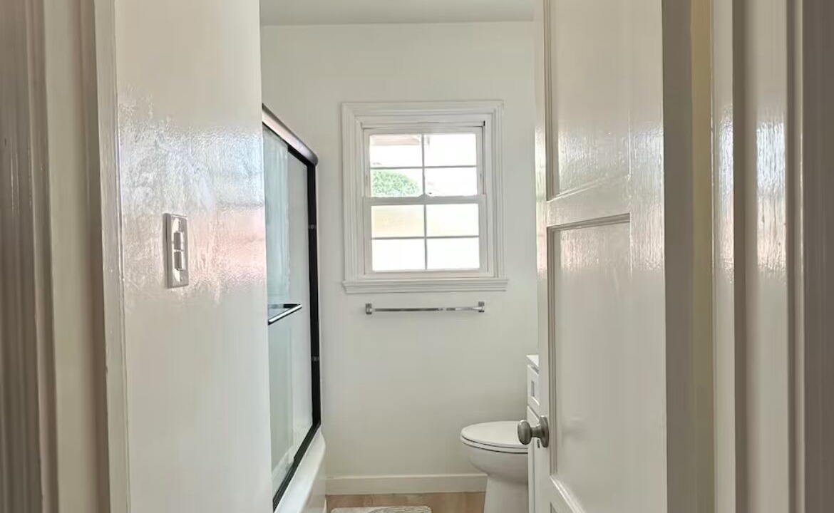 Photo of Bathroom in South of Conant