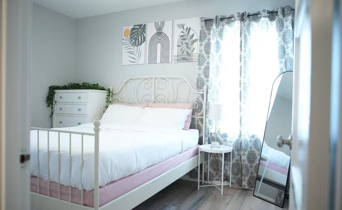 Photo of Bedroom in South of Conant