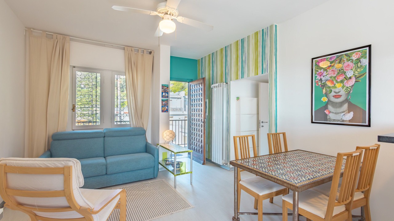 Photo of Livingroom in Old Town