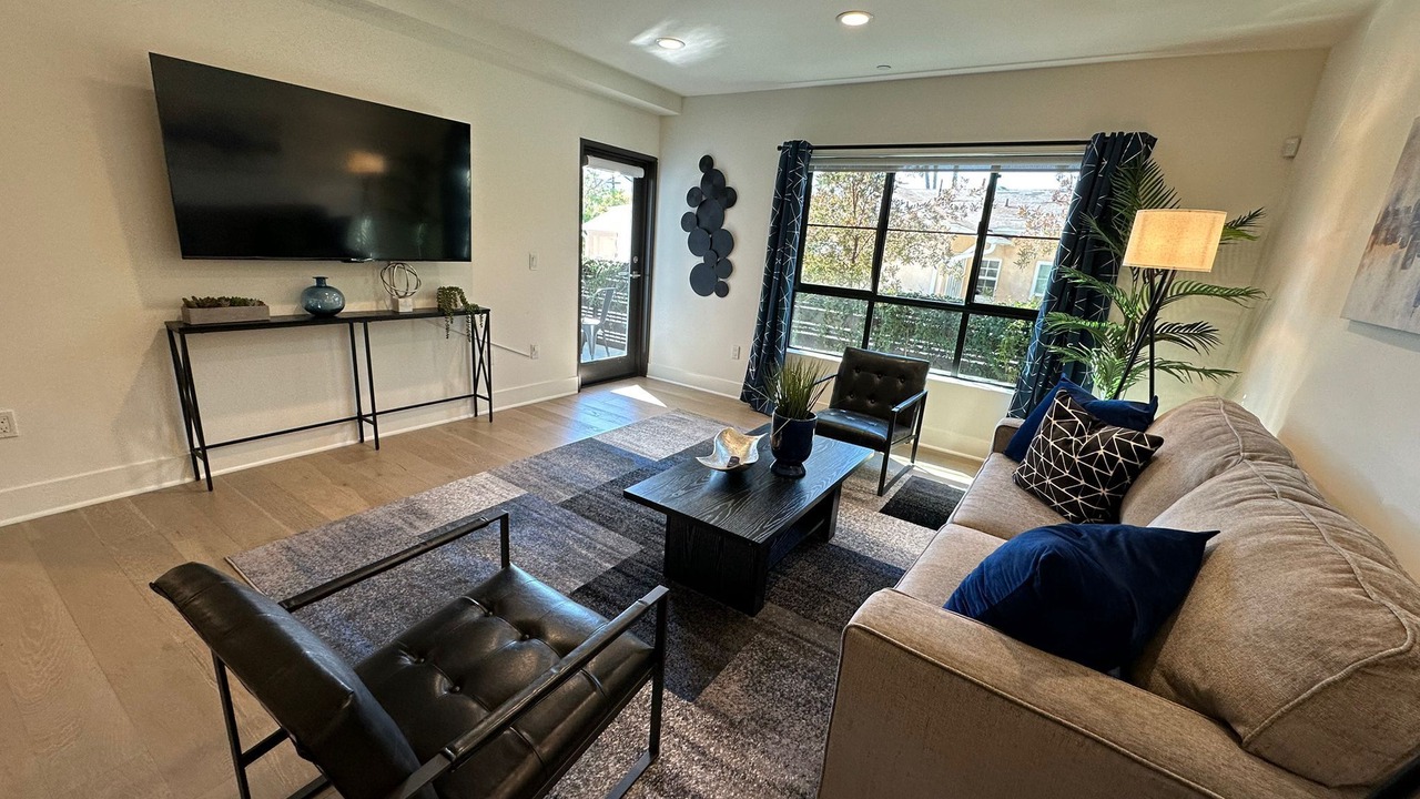 Photo of Livingroom in Los Angeles