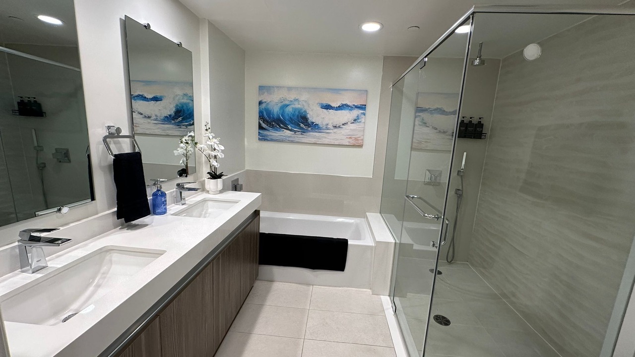 Photo of Bathroom in Los Angeles