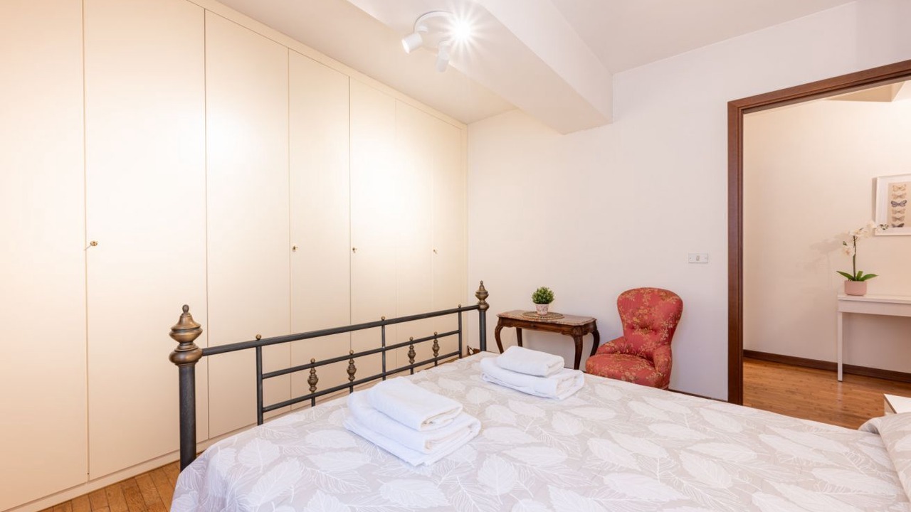 Photo of Bedroom in Parma City Centre