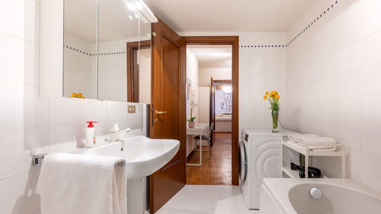 Photo of Bathroom in Parma City Centre