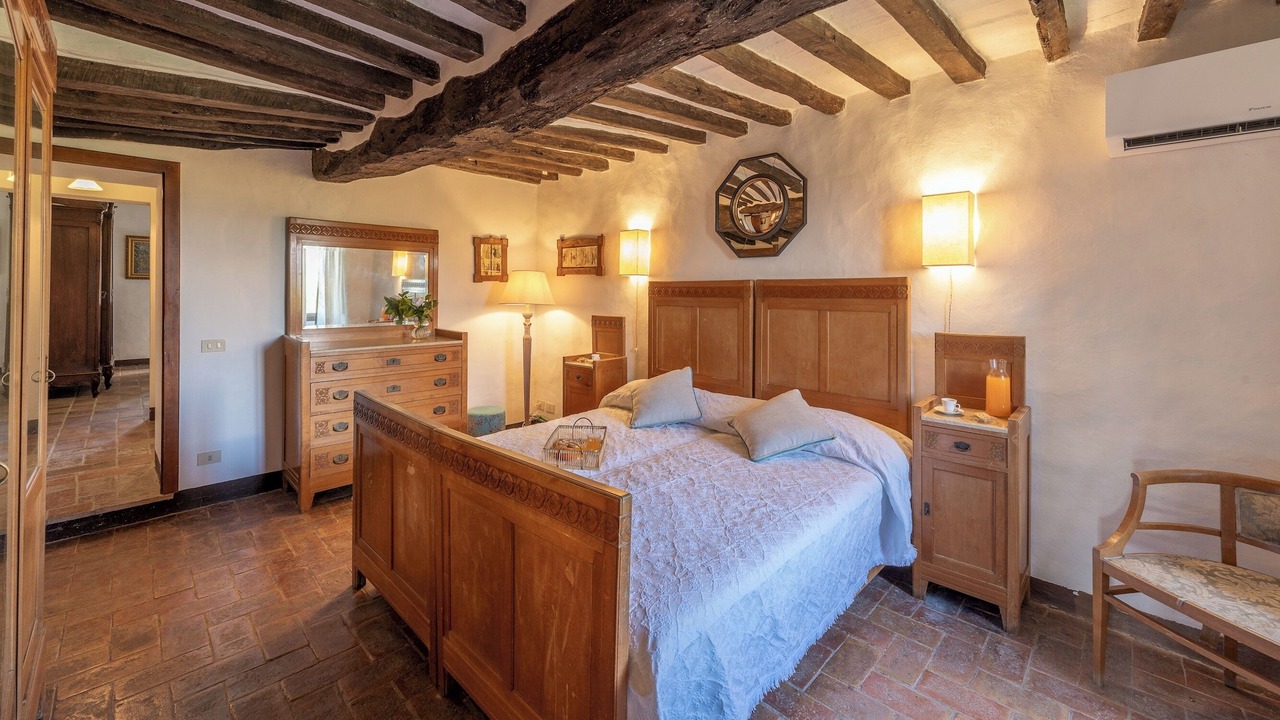Photo of Bedroom in Todi