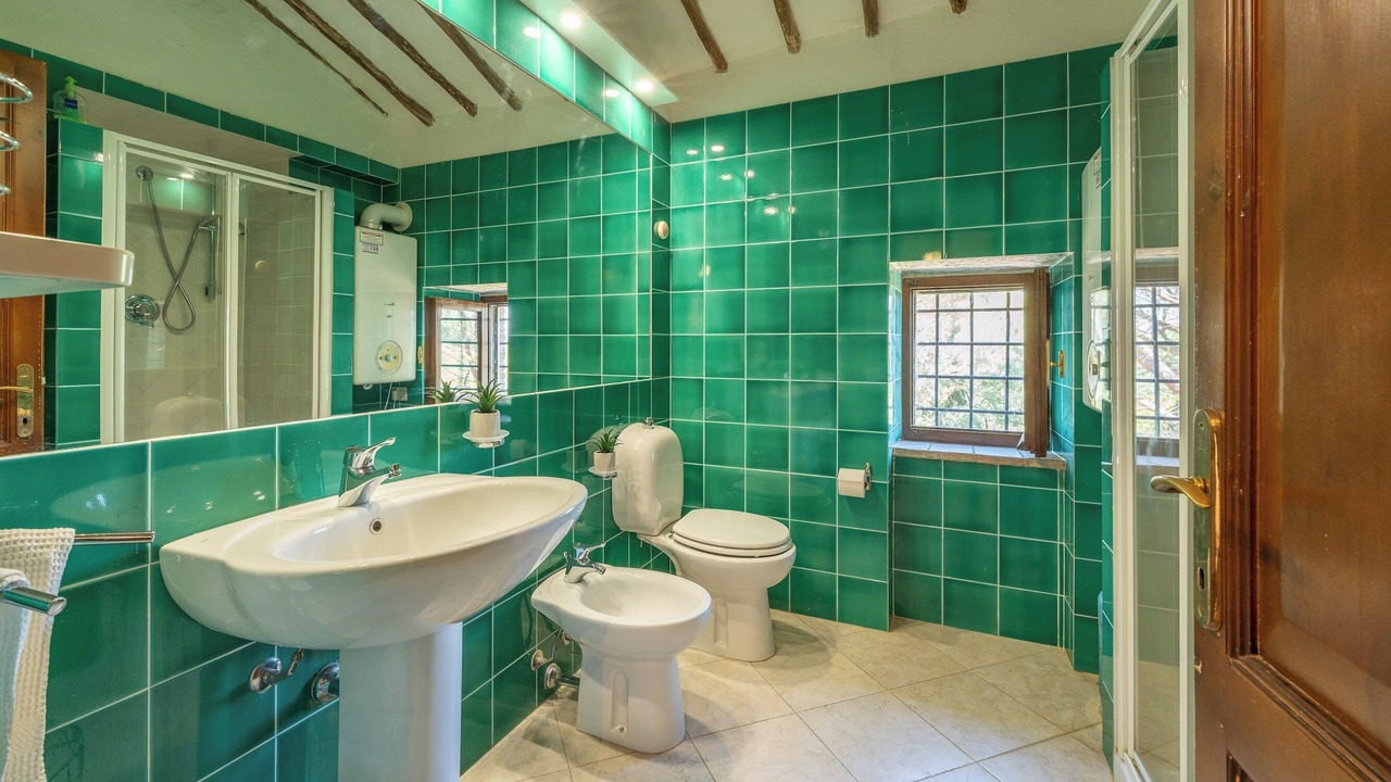 Photo of Bathroom in Todi