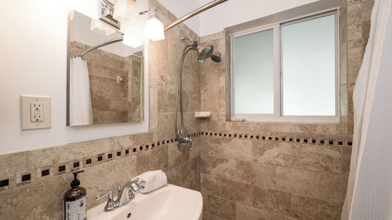 Photo of Bathroom in Midtown