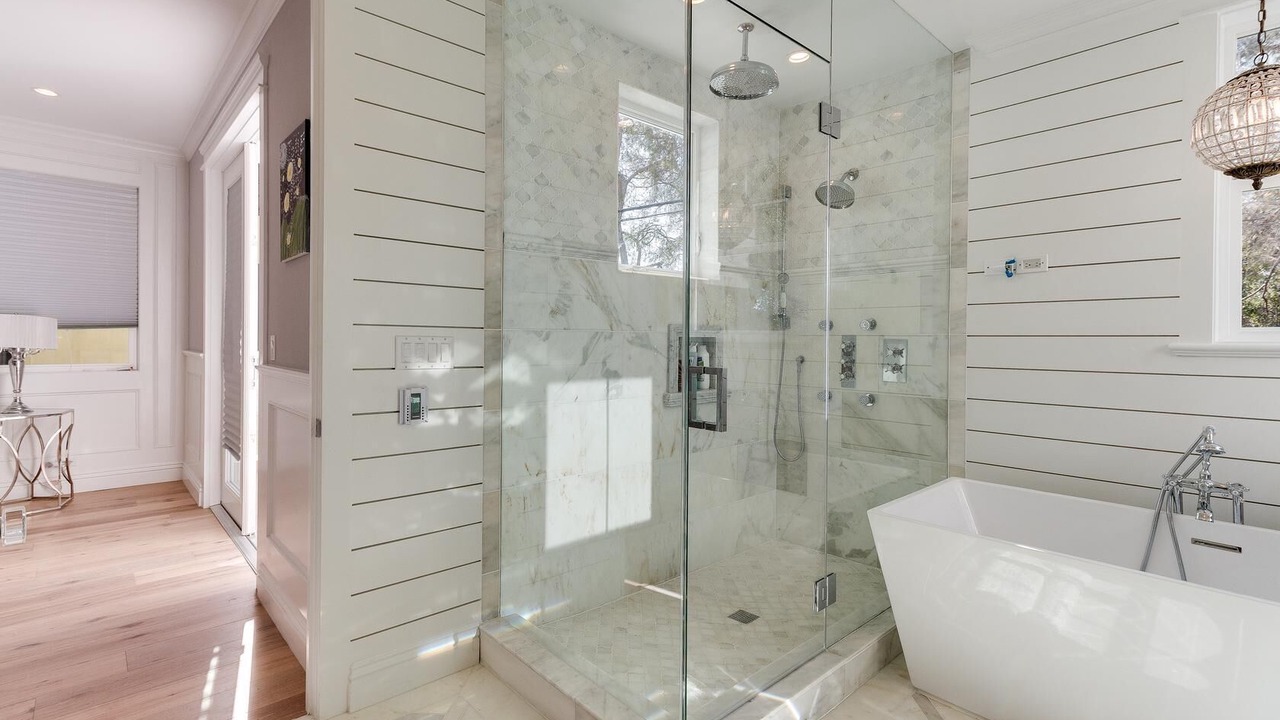 Photo of Bathroom in Naples