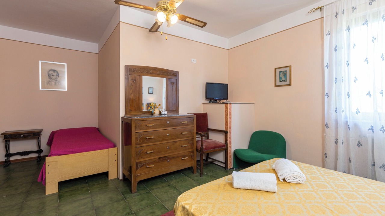 Photo of Bedroom in San Pietro a Cegliolo