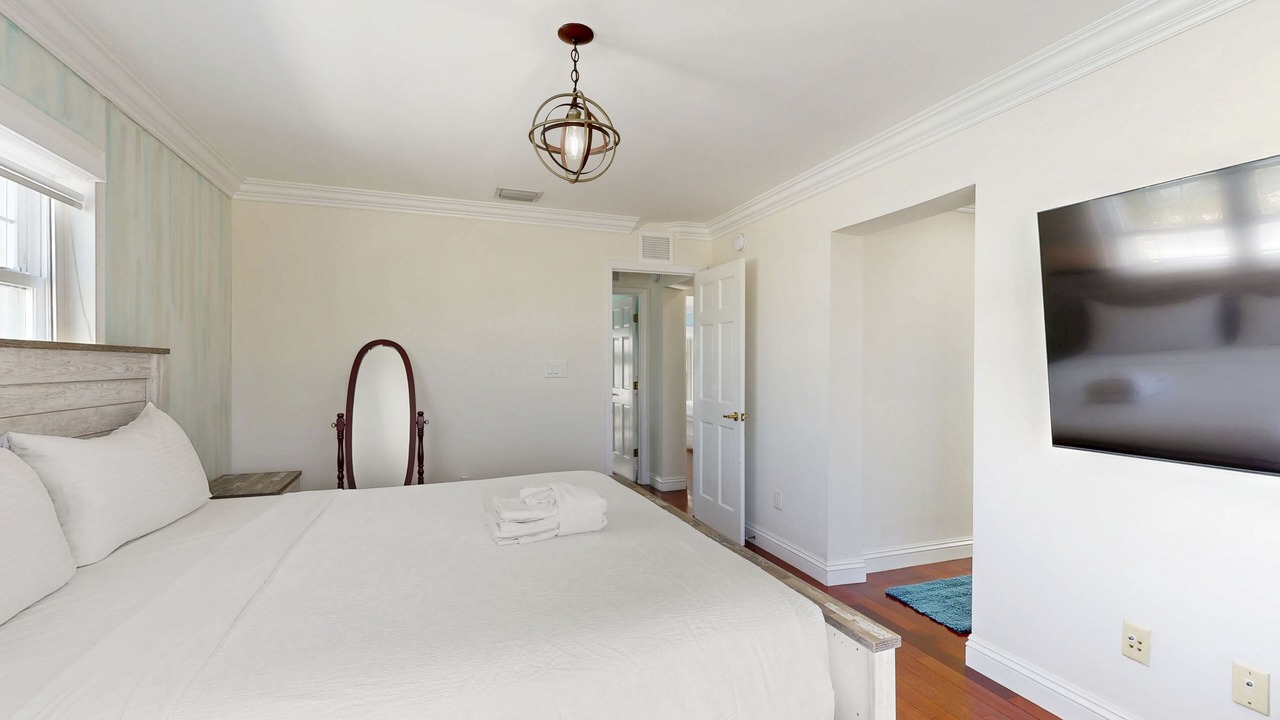 Photo of Bedroom in Cross Key Waterways