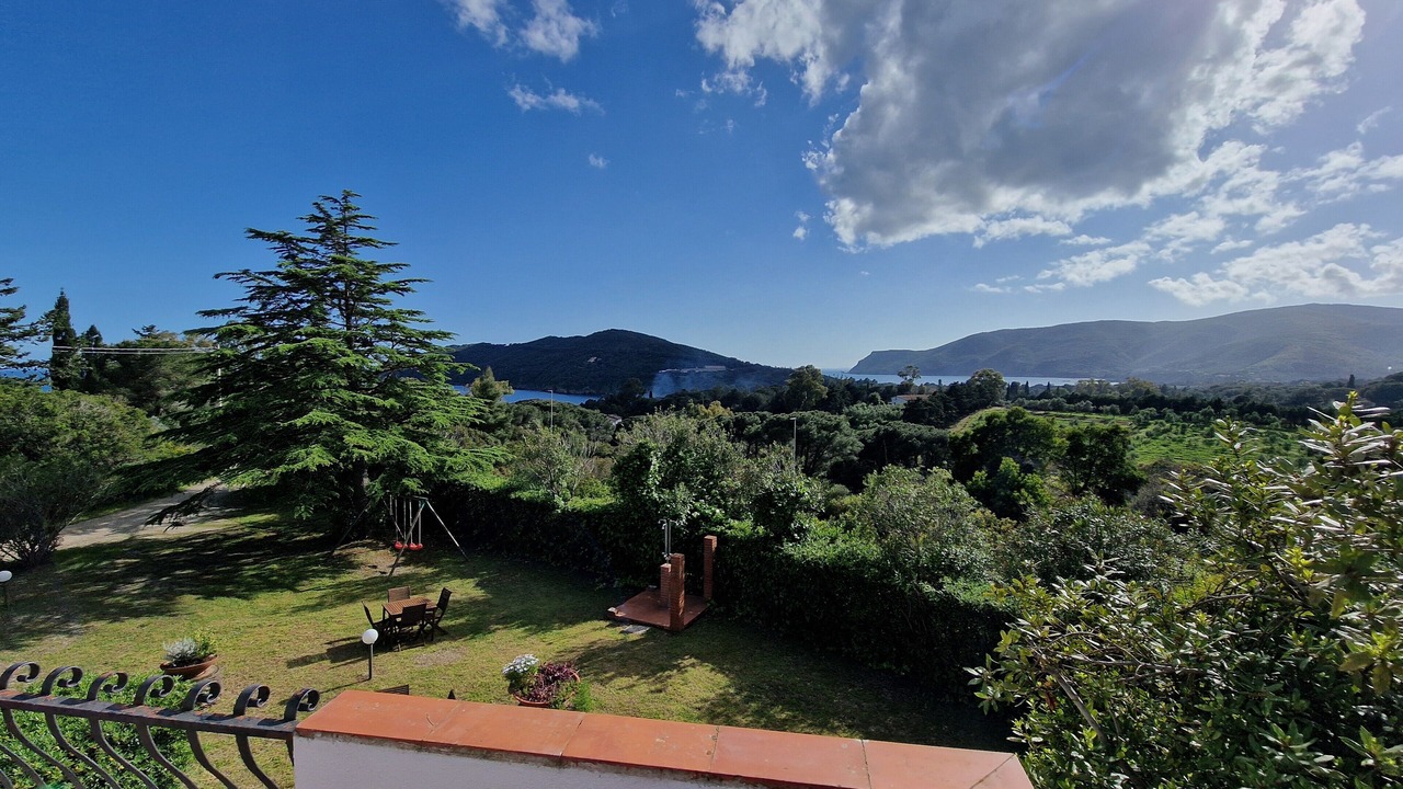 Photo of Outdoor in Lacona