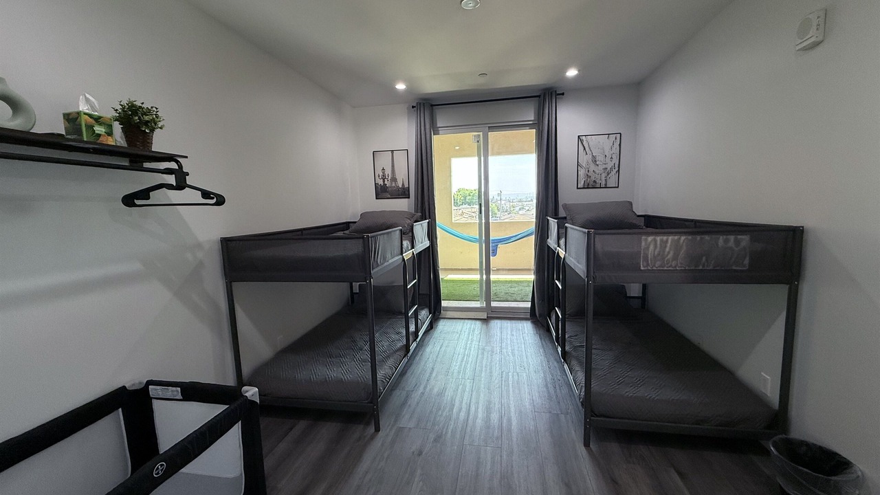 Photo of Bedroom in Lawndale
