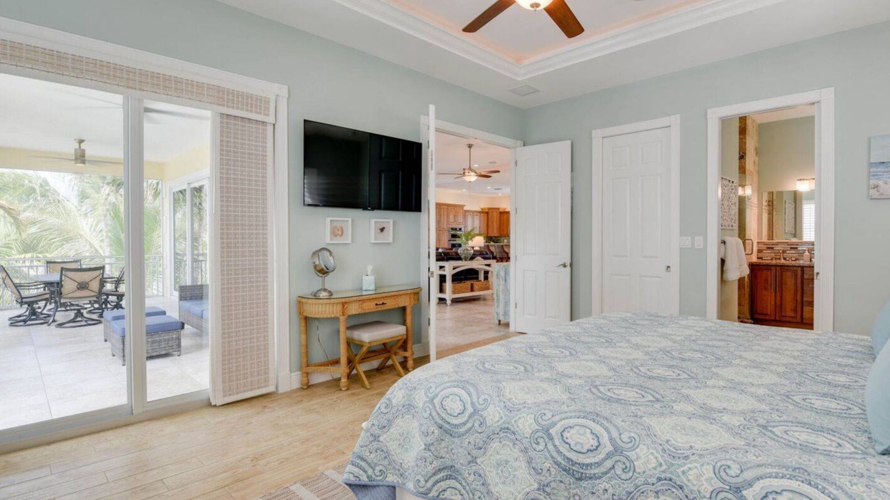 Photo of Bedroom in Summerland Key