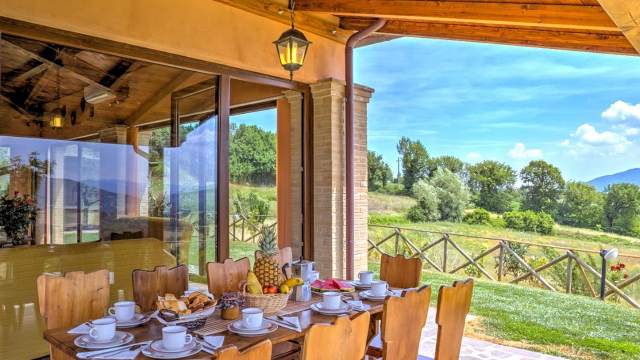 Photo of Outdoor in Montone