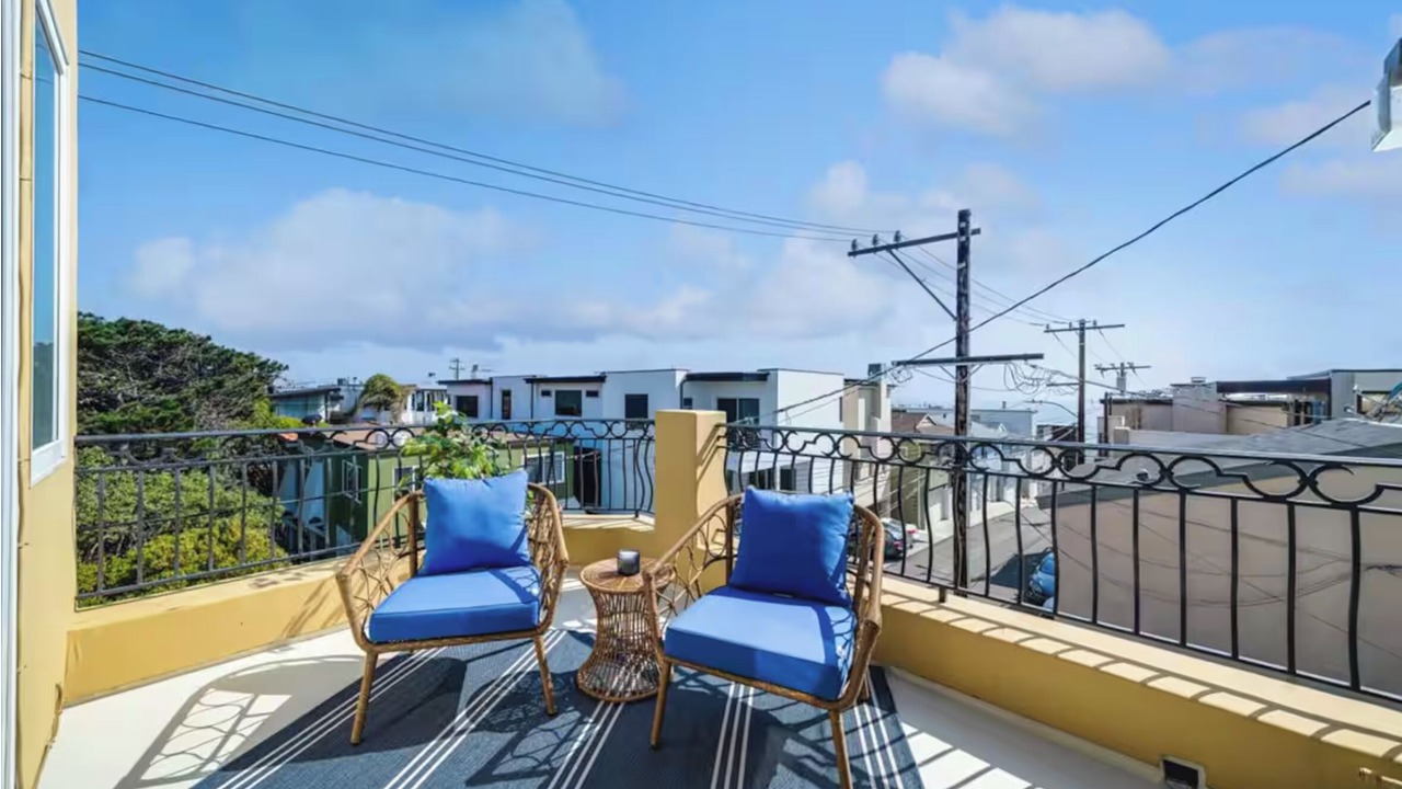 Photo of Outdoor in The Strand