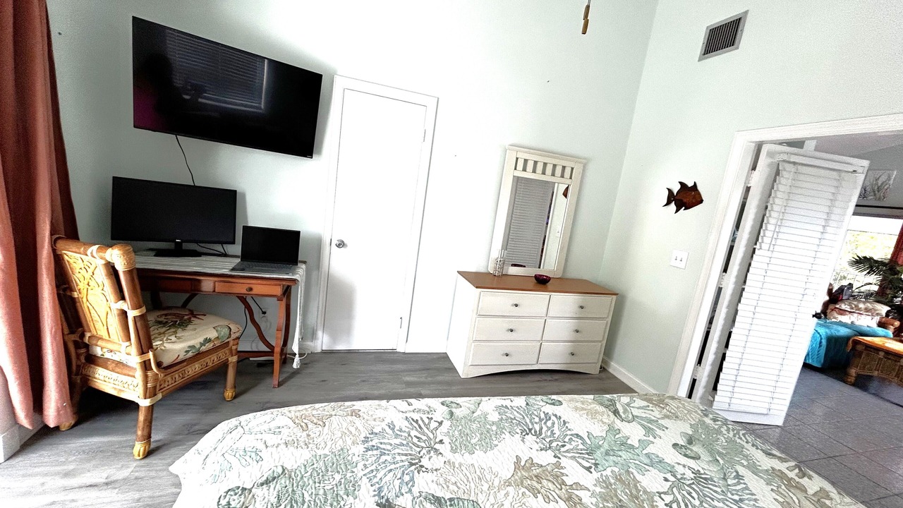 Photo of Bedroom in Sugarloaf Shores