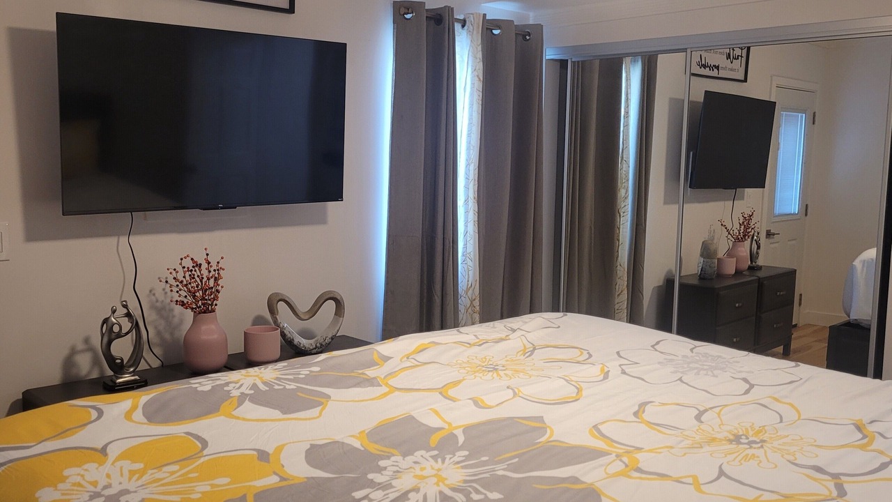 Photo of Bedroom in Wrigley