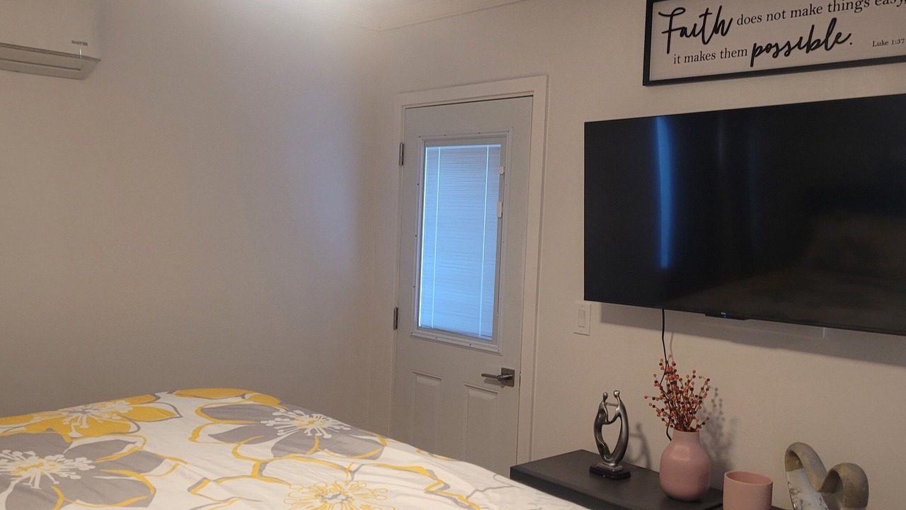 Photo of Bedroom in Wrigley