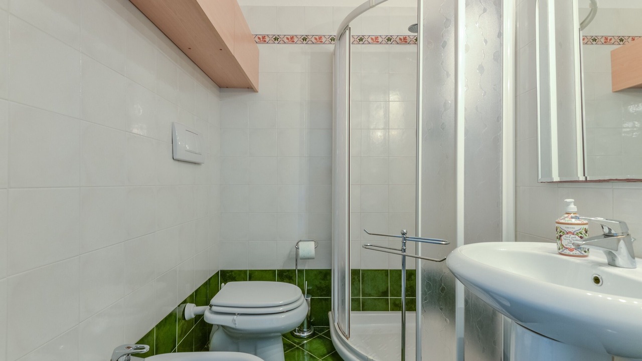 Photo of Bathroom in Marciana