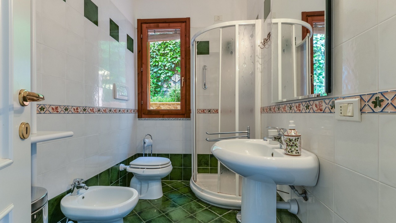 Photo of Bathroom in Marciana