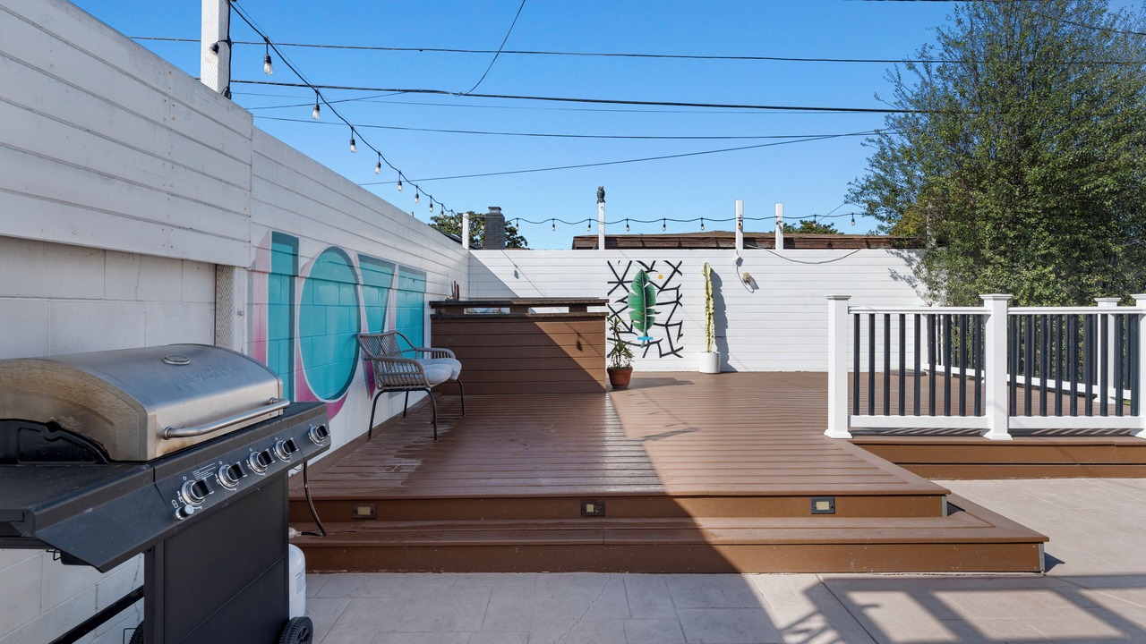 Photo of Patio Balcony in El Camino Village