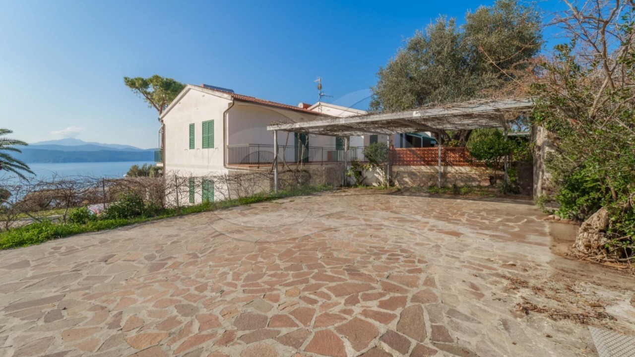 Photo of Outdoor in Morcone