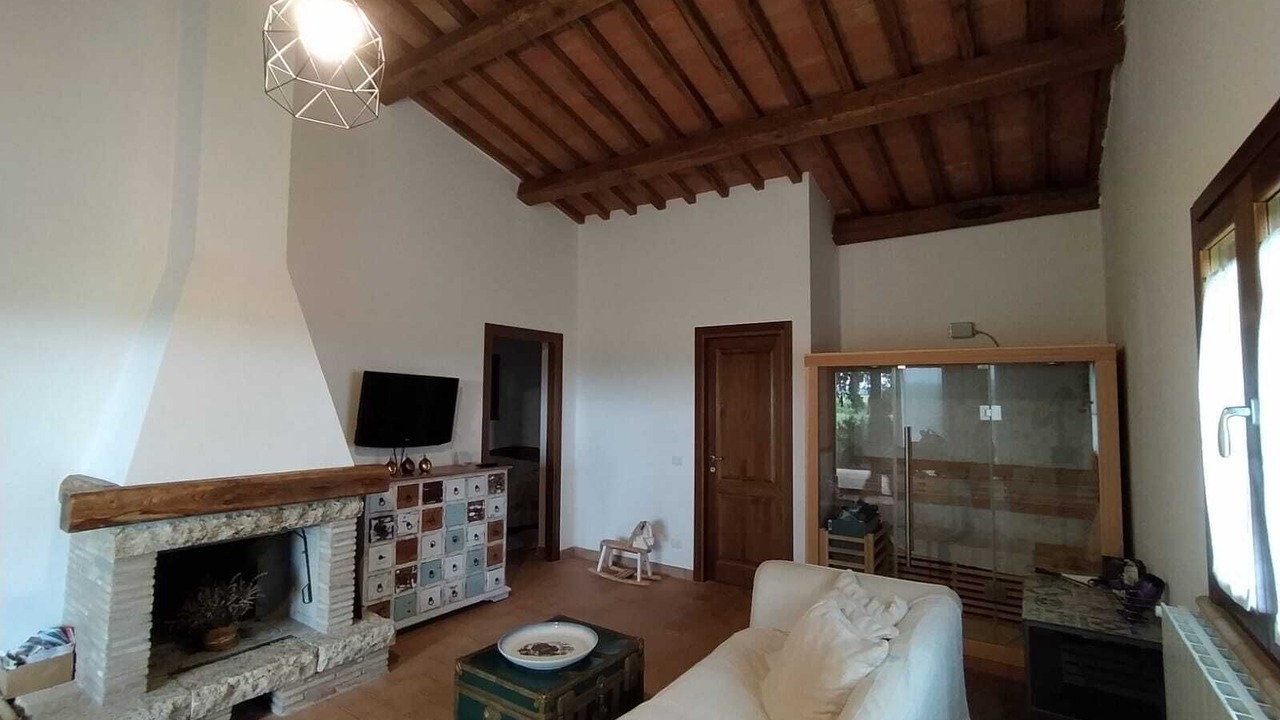 Photo of Livingroom in Canino