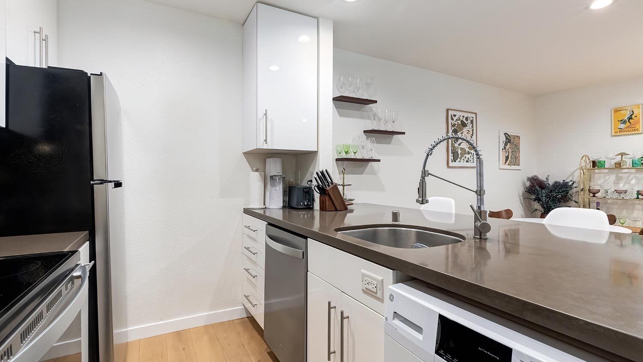 Photo of Kitchen in Beverly Grove