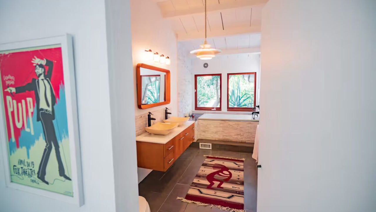 Photo of Bathroom in Beverly Glen