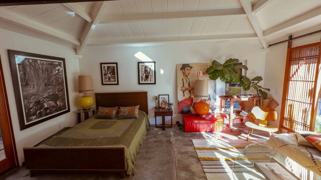 Photo of Bedroom in Beverly Glen
