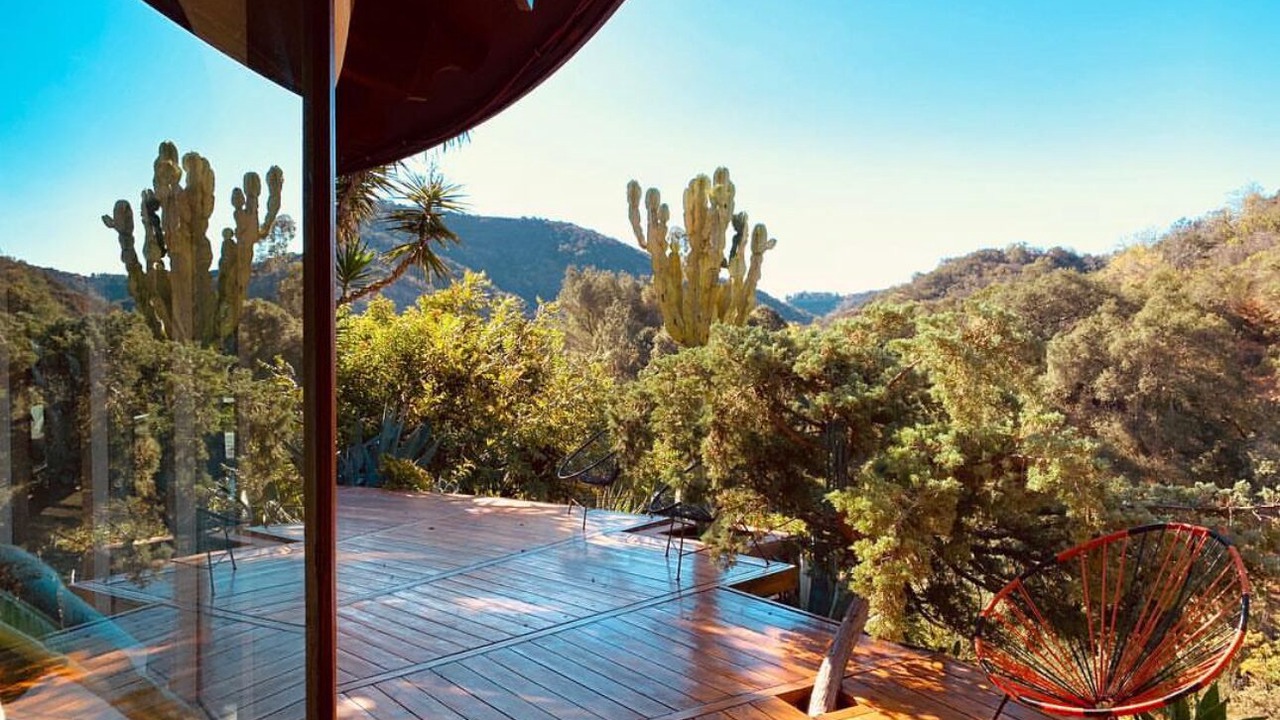 Photo of Patio Balcony in Beverly Glen