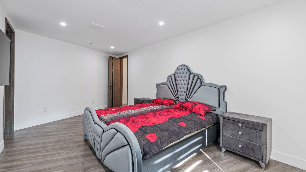 Photo of Bedroom in Beachwood Canyon