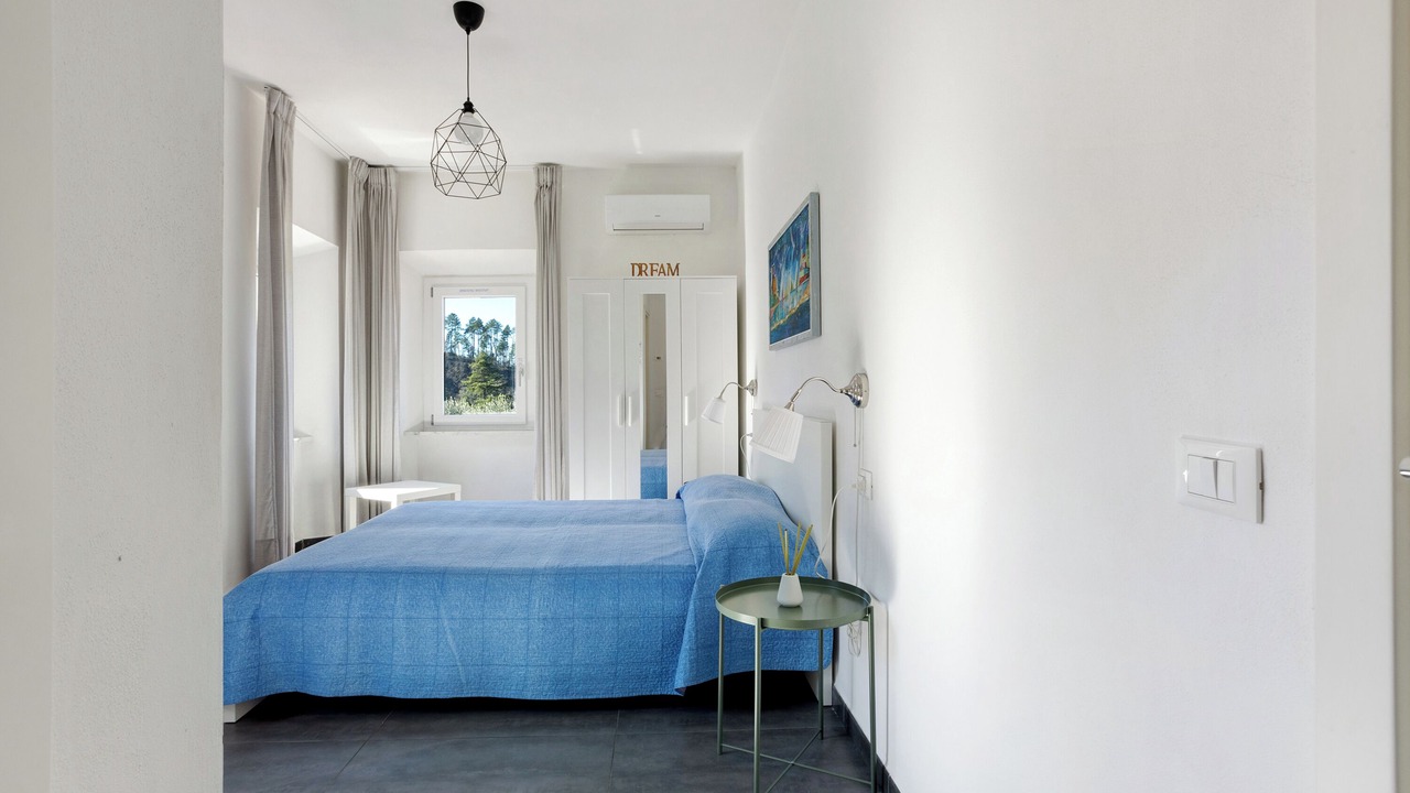 Photo of Bedroom in Rocchetta di Vara
