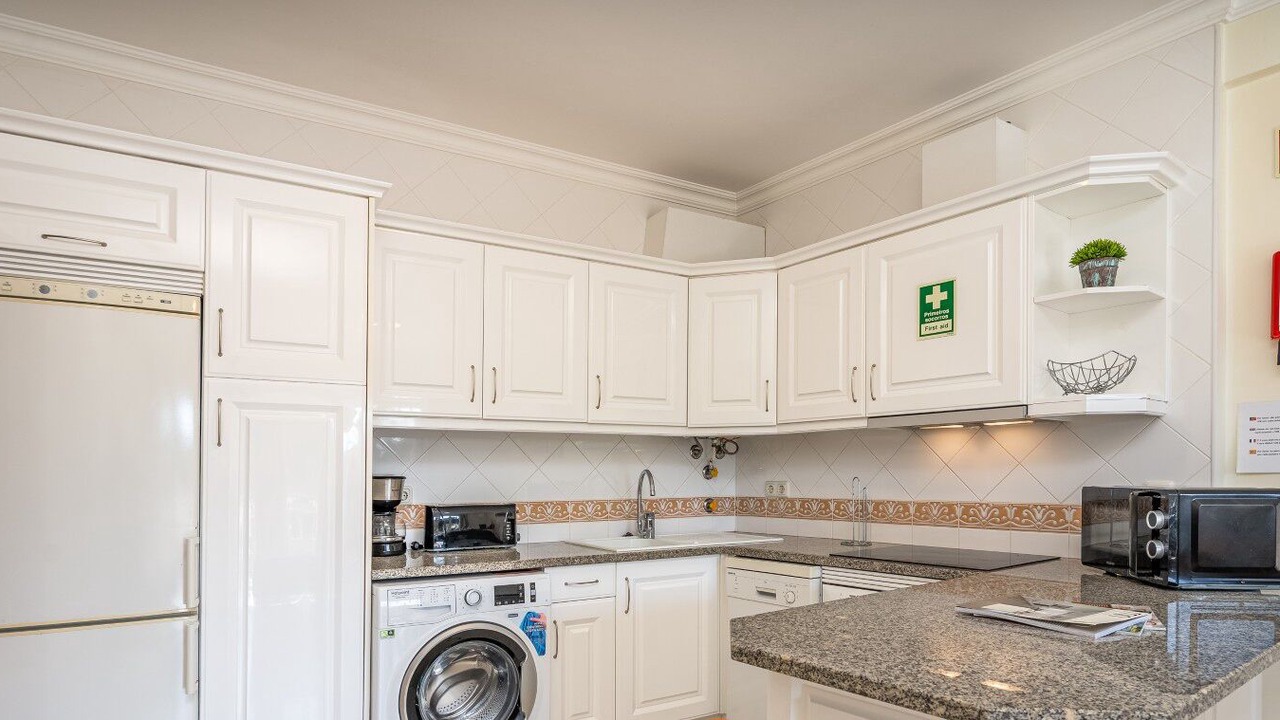 Photo of Kitchen in Oura