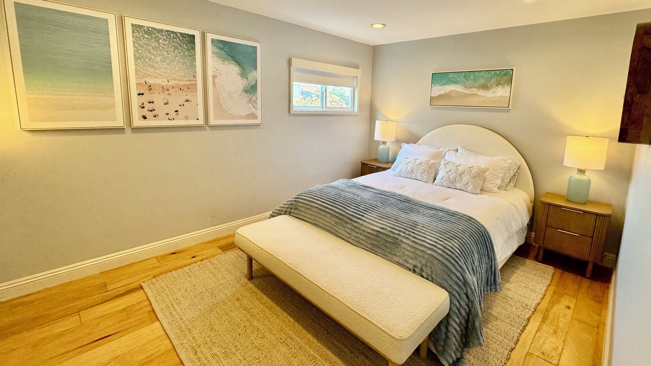 Photo of Bedroom in Harbor