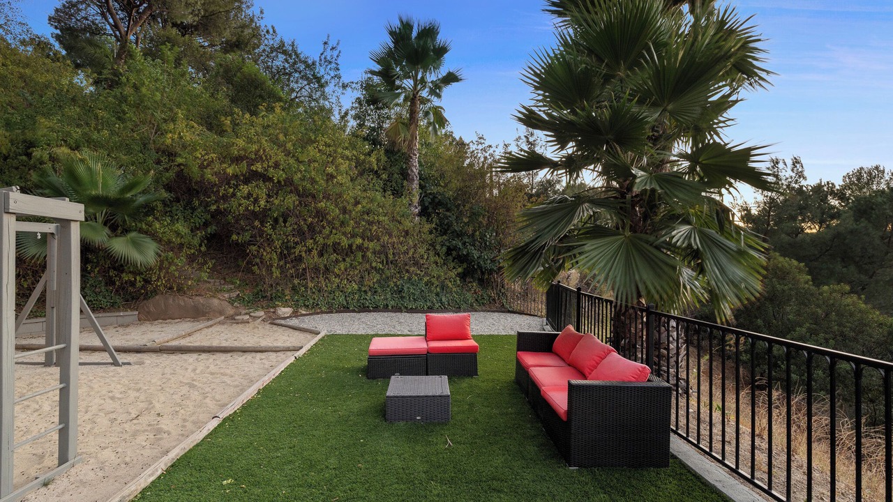 Photo of Patio Balcony in Los Angeles