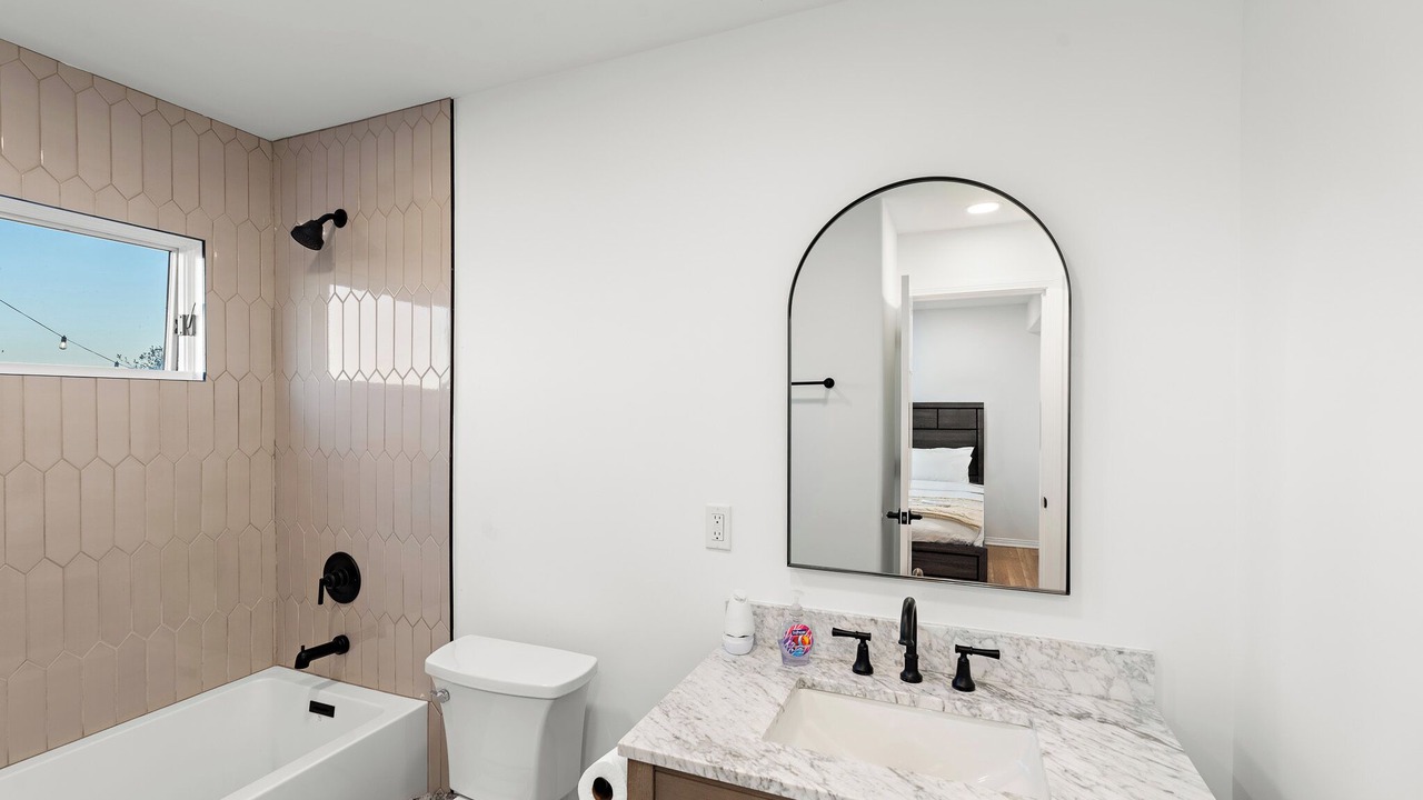Photo of Bathroom in Los Angeles