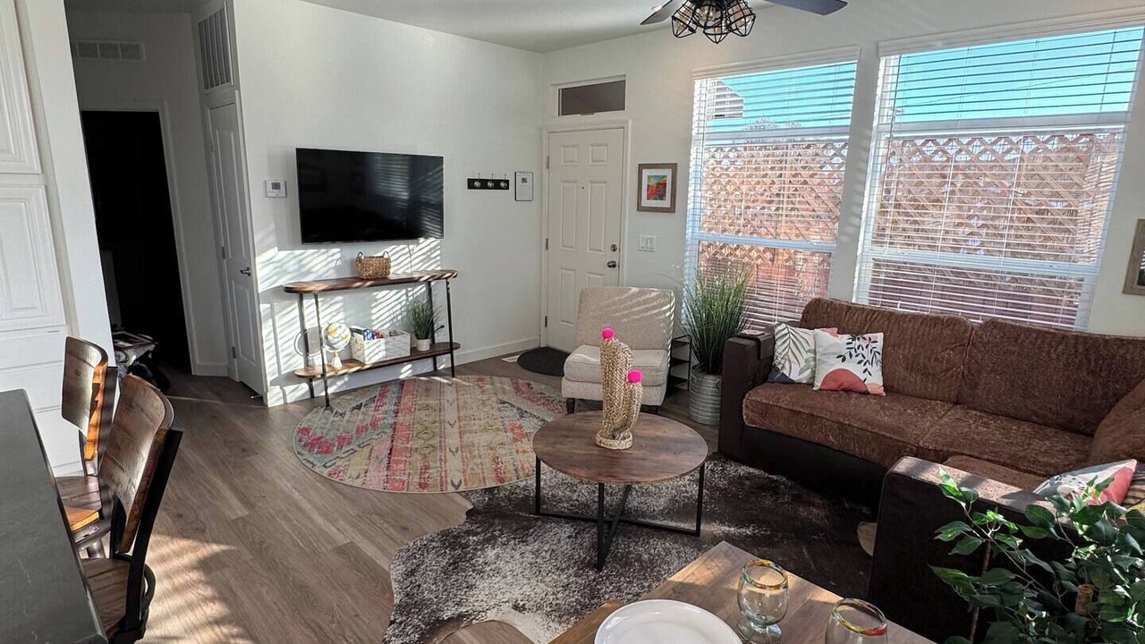 Photo of Livingroom in Norwalk