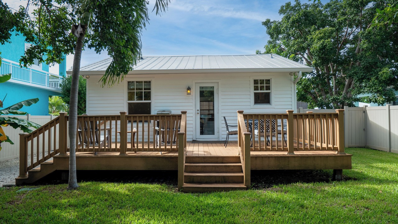 Photo of Patio Balcony in Anglers Park