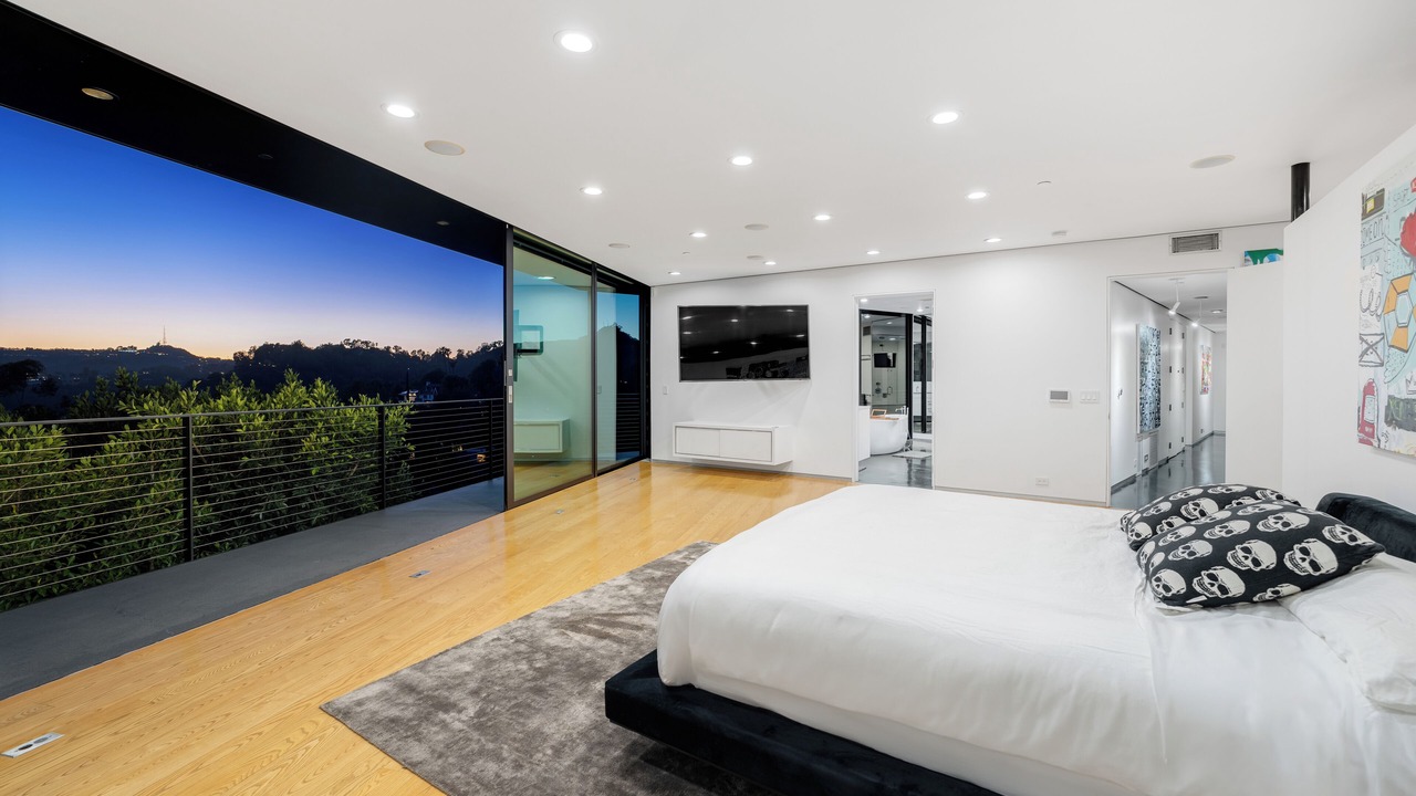 Photo of Bedroom in Hollywood Hills