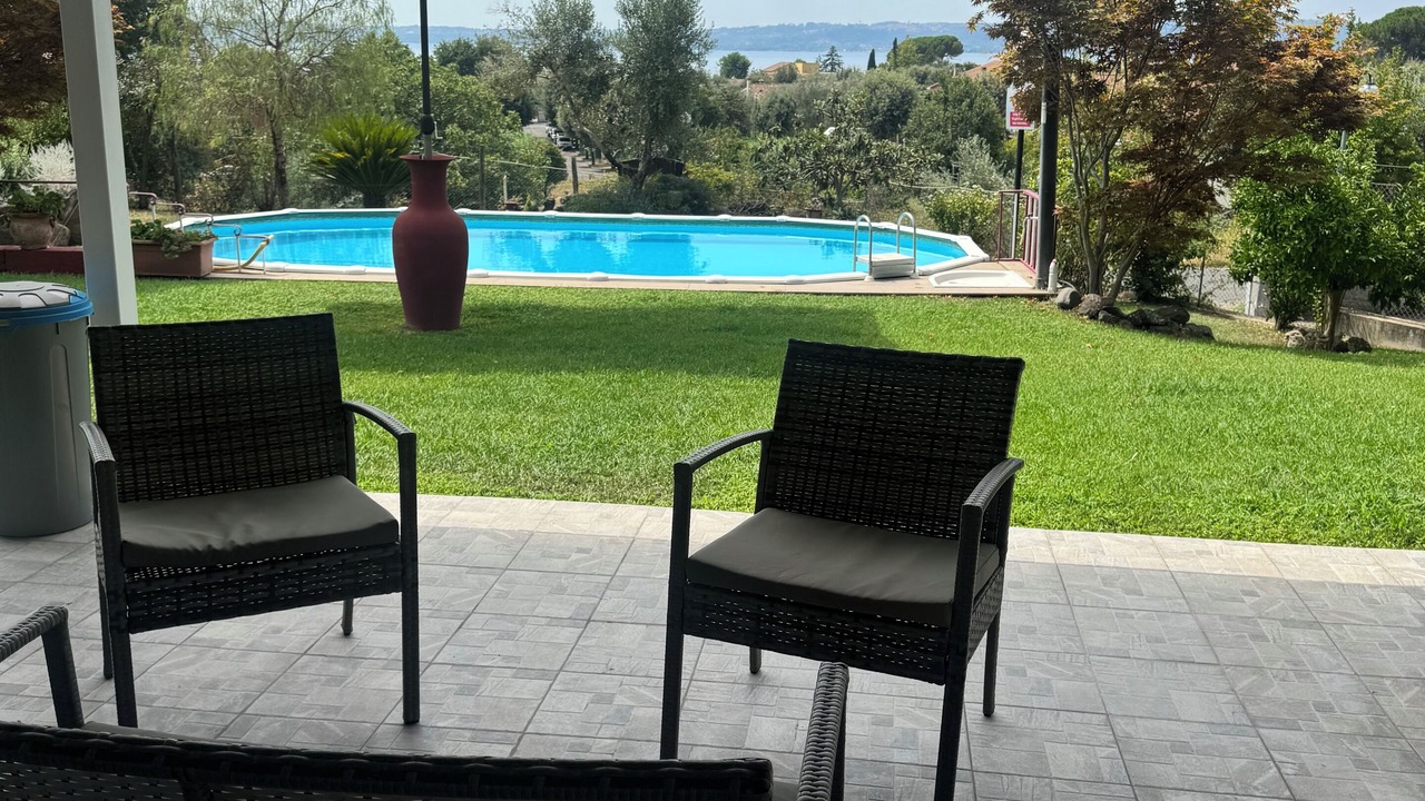 Photo of Patio Balcony in Lake Bracciano