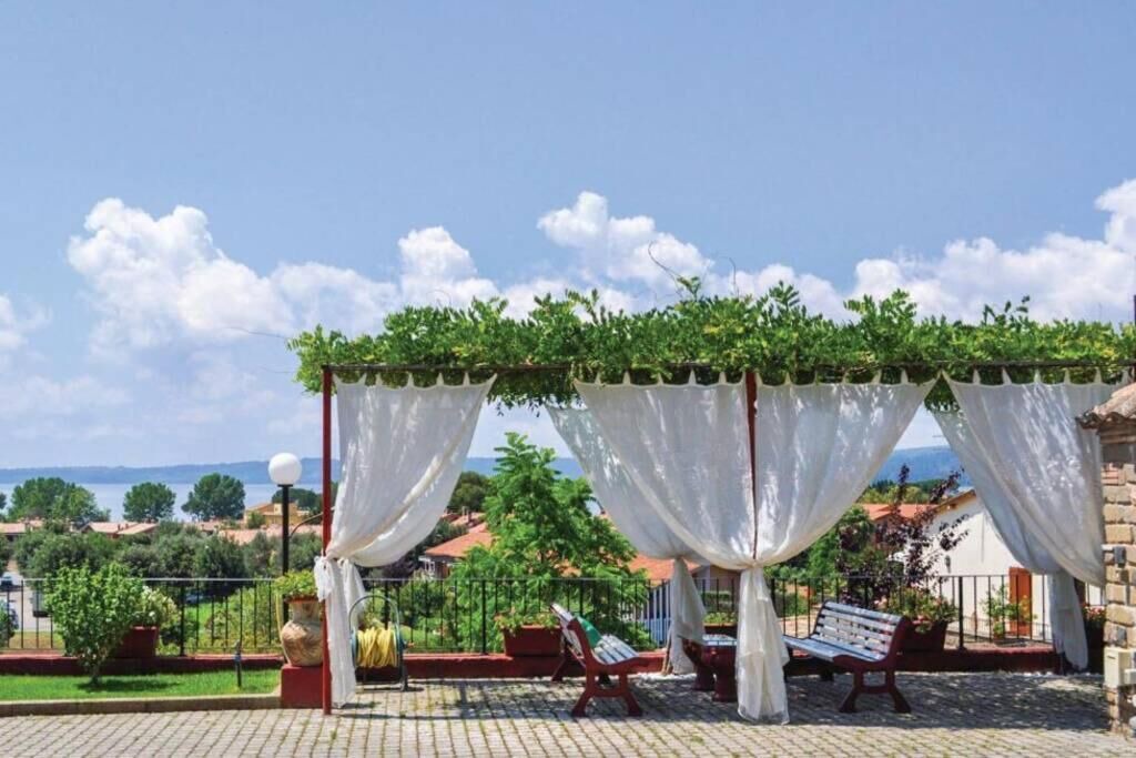 Photo of Patio Balcony in Lake Bracciano