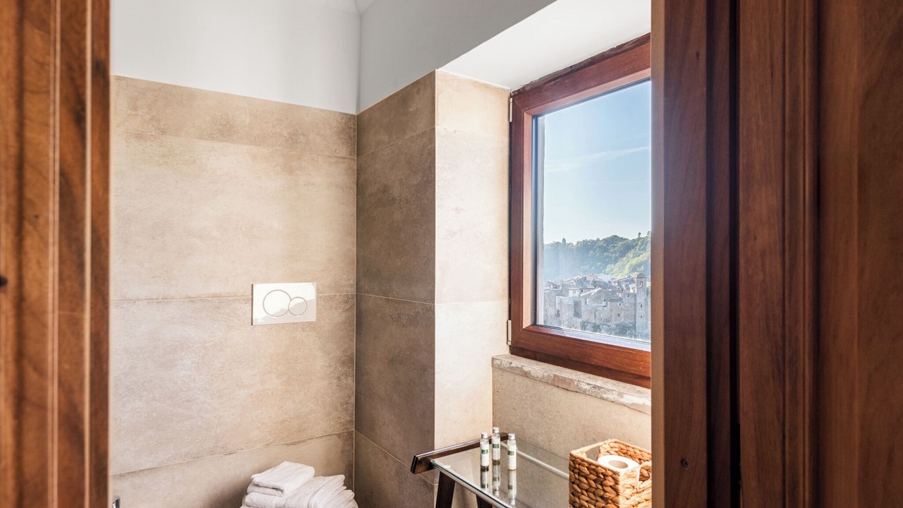 Photo of Bathroom in Calcata