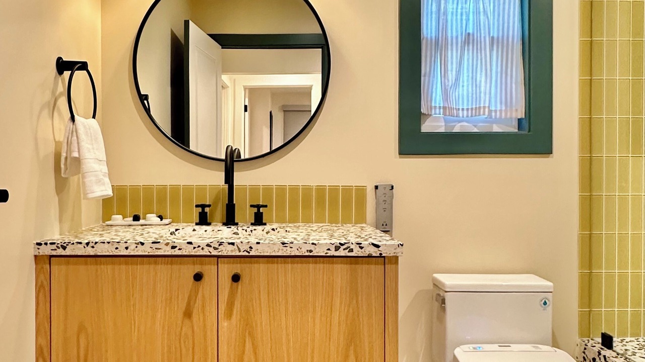 Photo of Bathroom in West Los Angeles