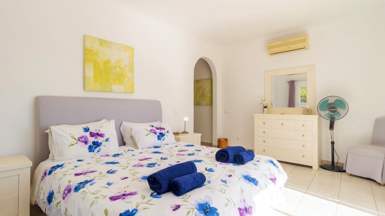 Photo of Bedroom in Budens