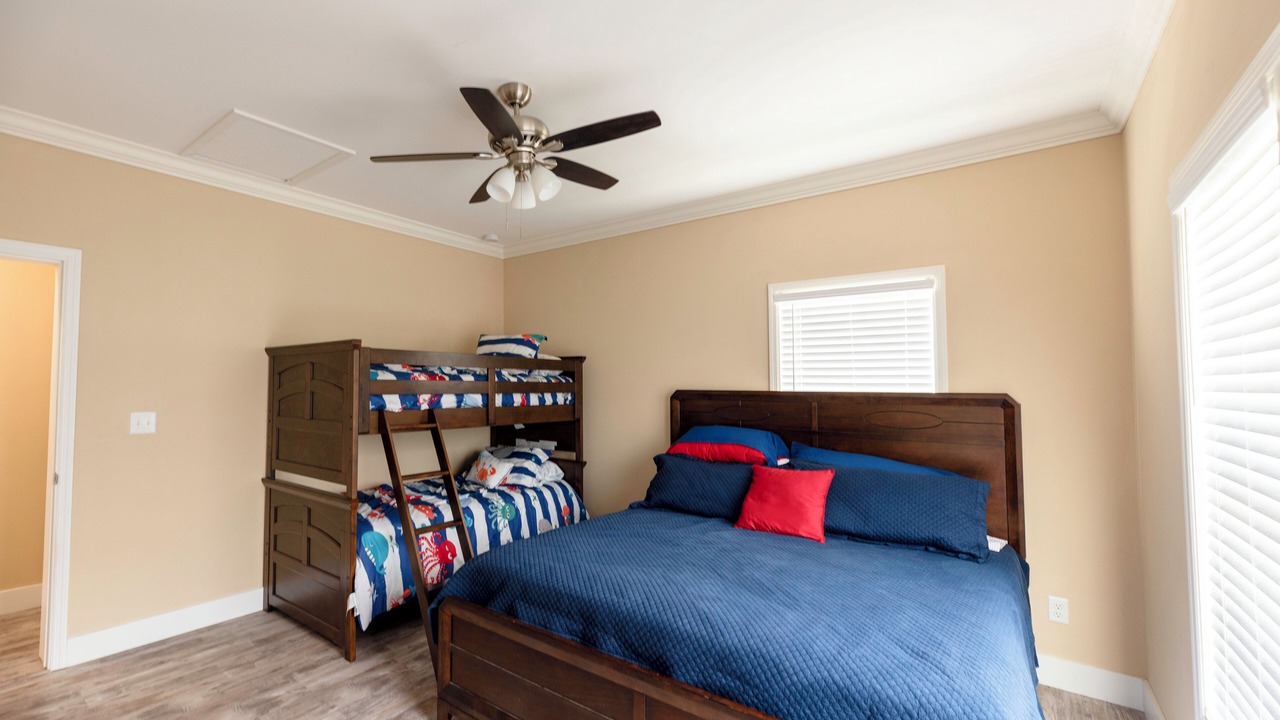 Photo of Bedroom in Big Pine Key
