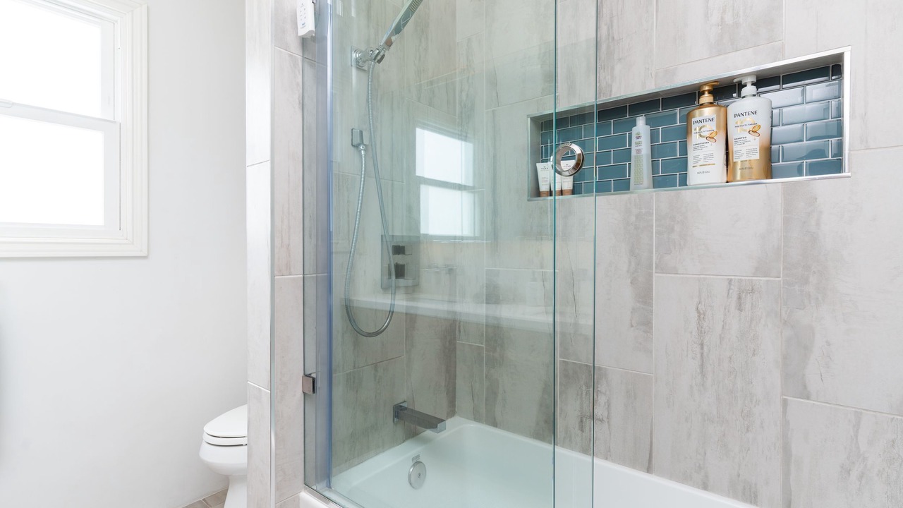 Photo of Bathroom in The Plaza