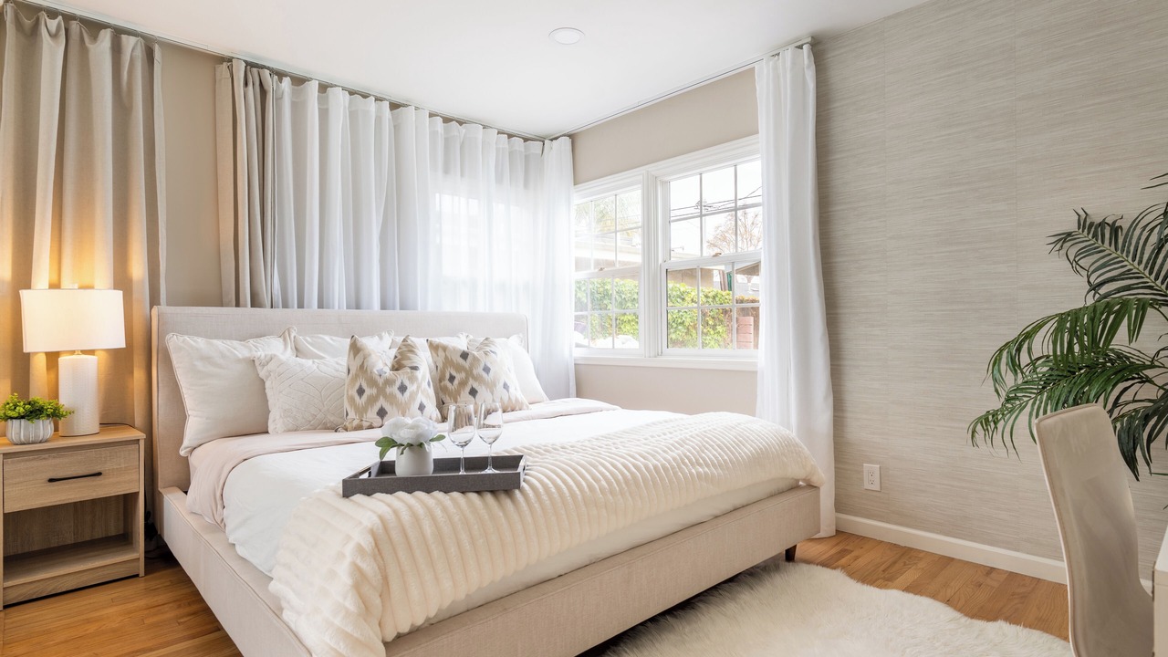Photo of Bedroom in The Plaza