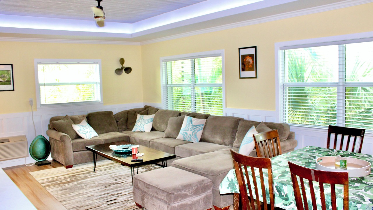 Photo of Livingroom in Eden Pines