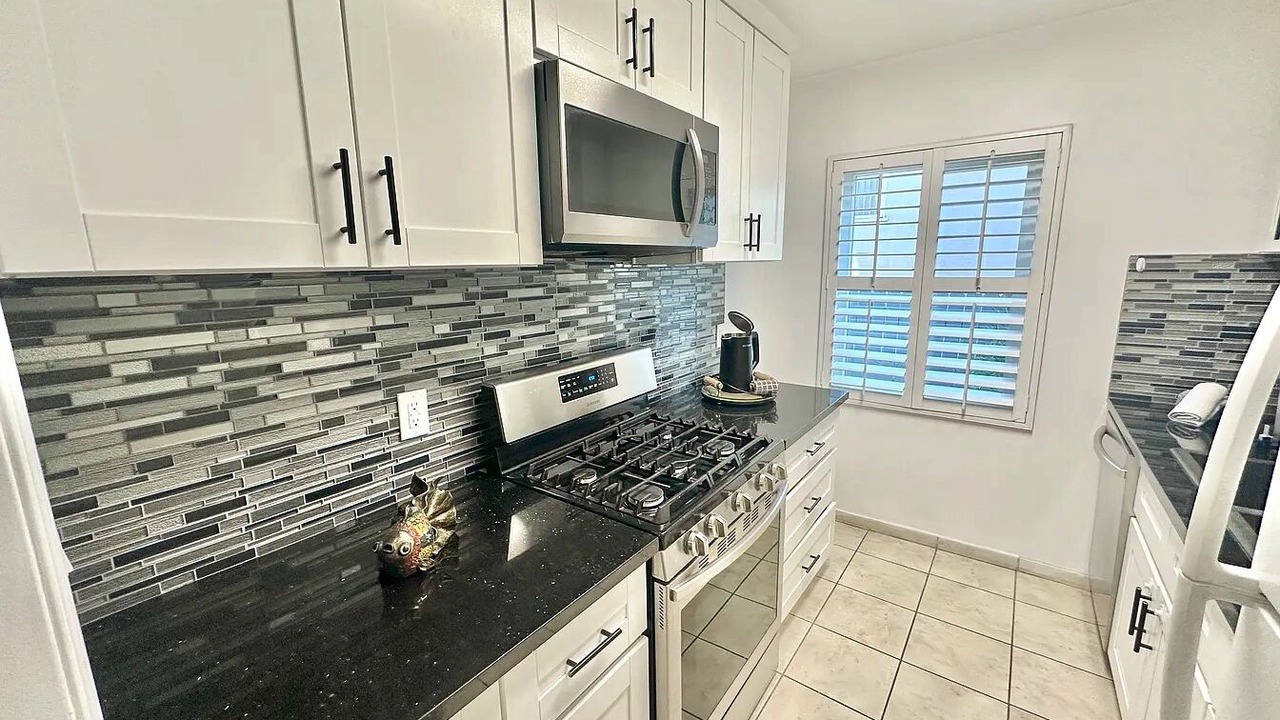 Photo of Kitchen in Beverly Grove