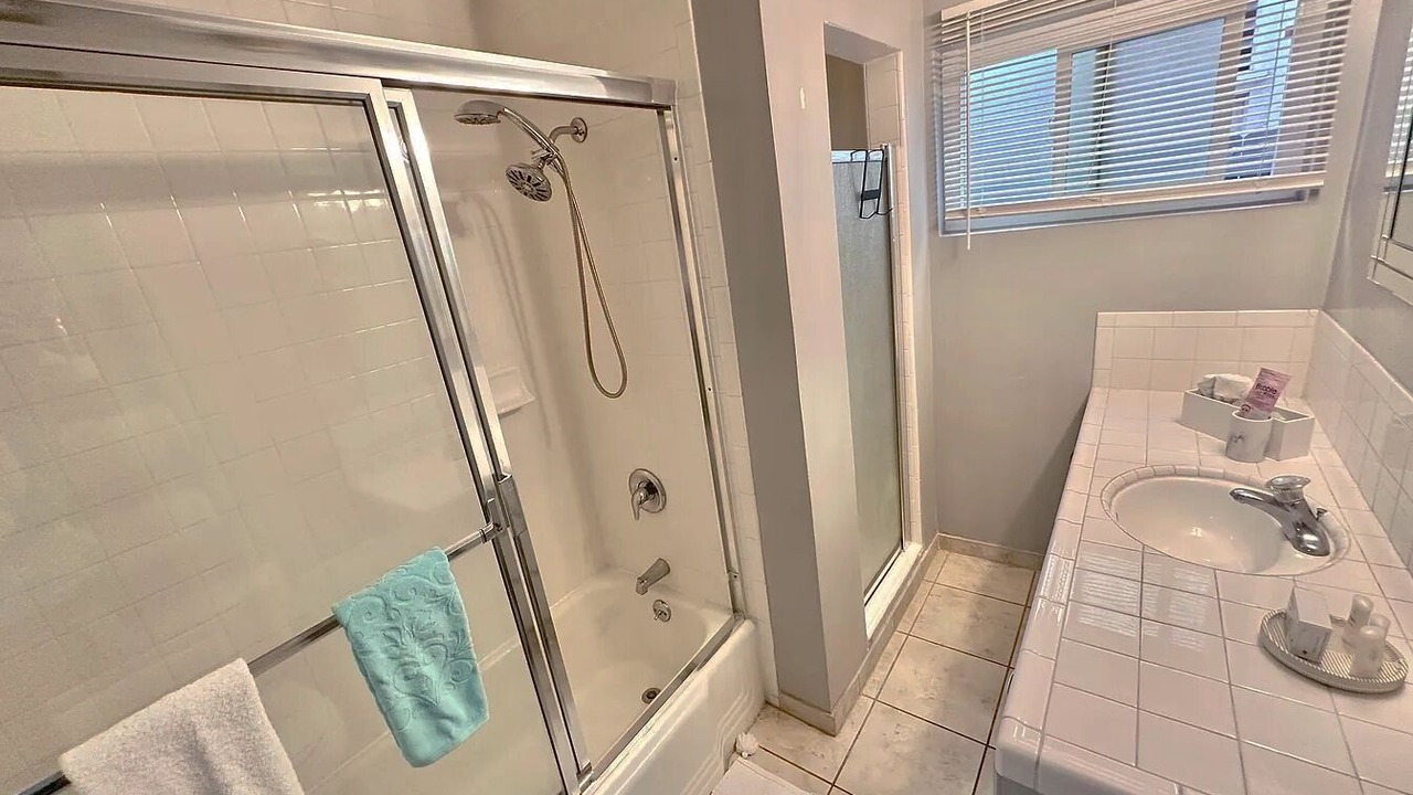 Photo of Bathroom in Beverly Grove